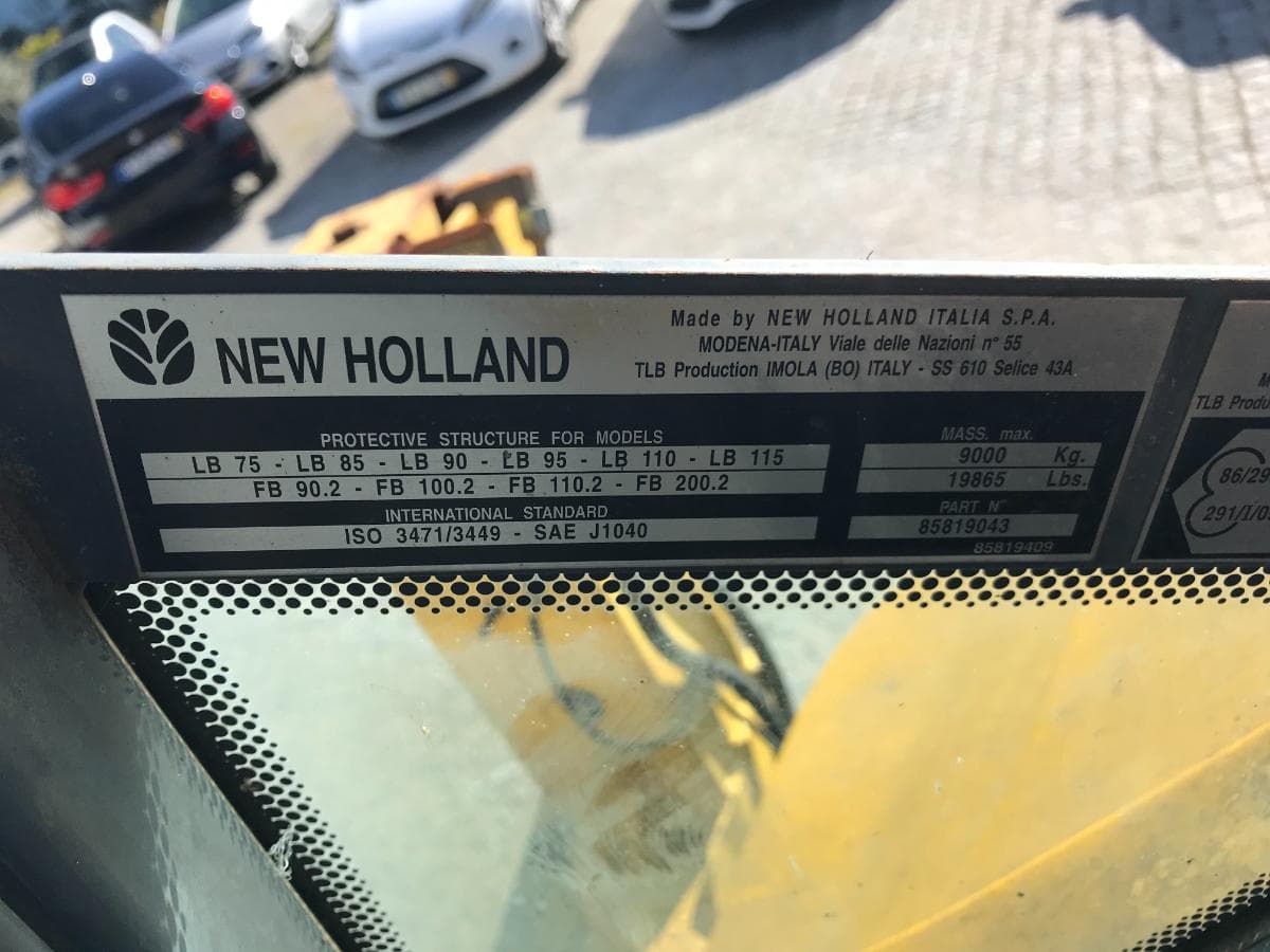 Retroescavadora New Holland LB110 — imagen 13