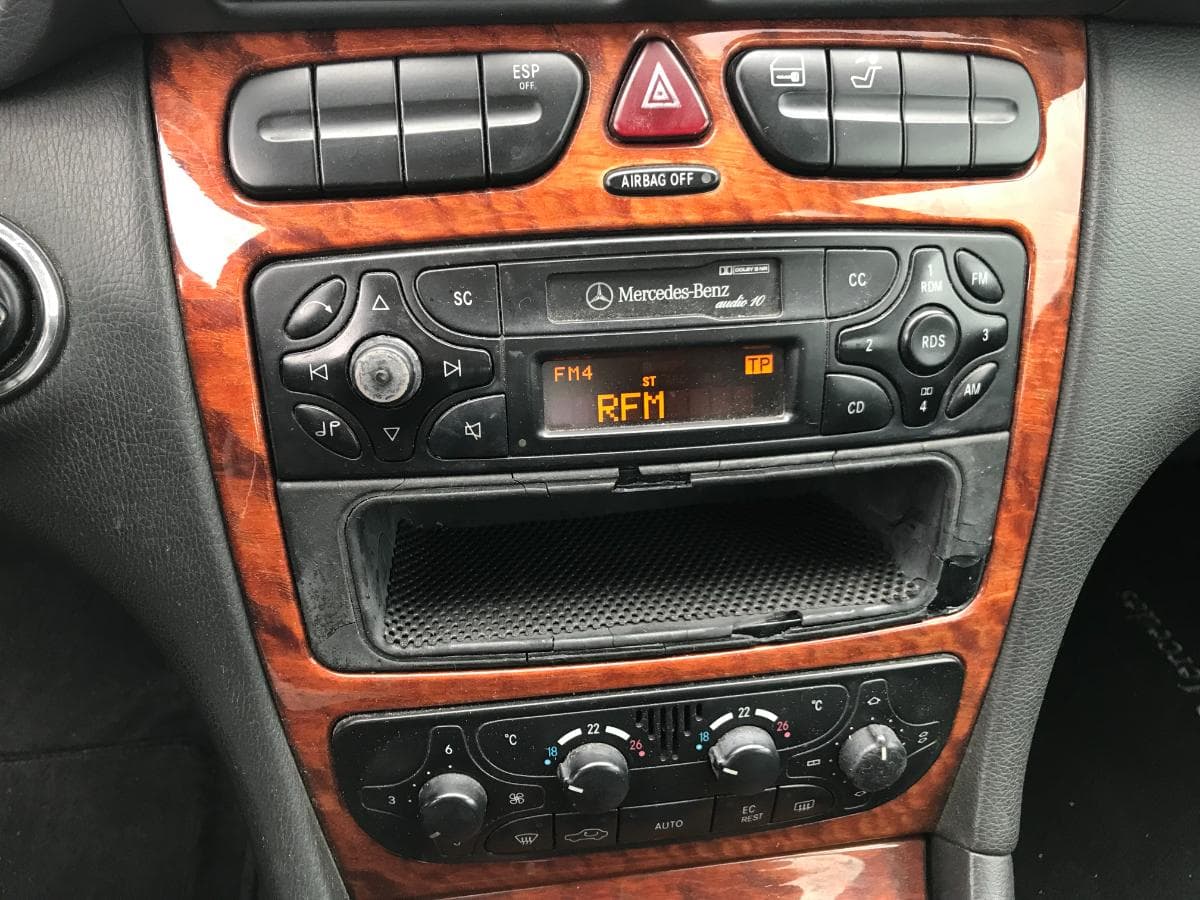 Mercedes-Benz C200 Kompressor · Ano 2000 — imagem 22