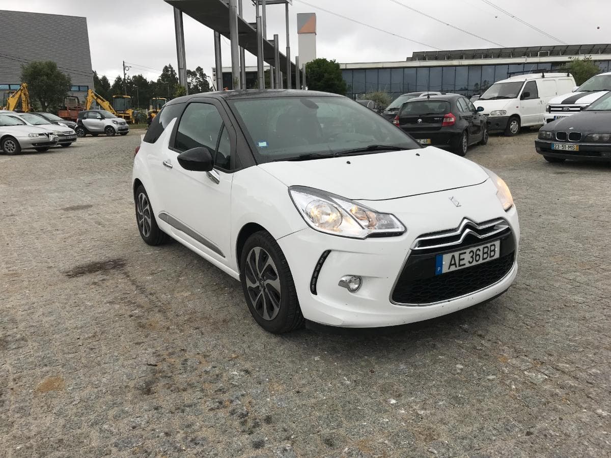 Citroën DS3 · Ano 2012 — imagem 1