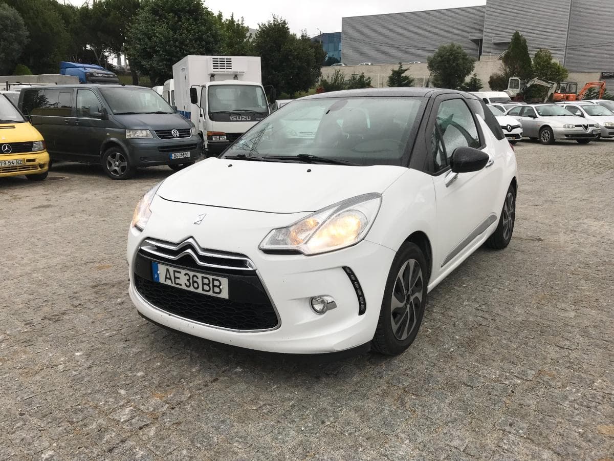 Citroën DS3 · Ano 2012 — imagem 3