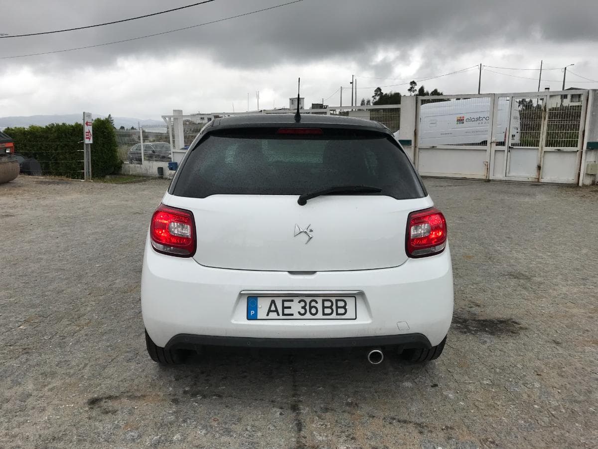 Citroën DS3 · Ano 2012 — imagem 5