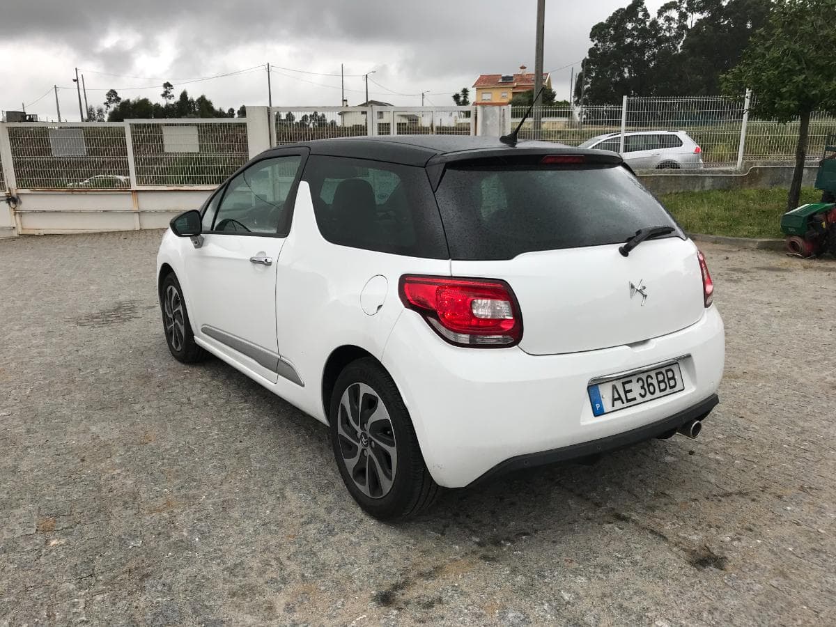 Citroën DS3 · Ano 2012 — imagem 6