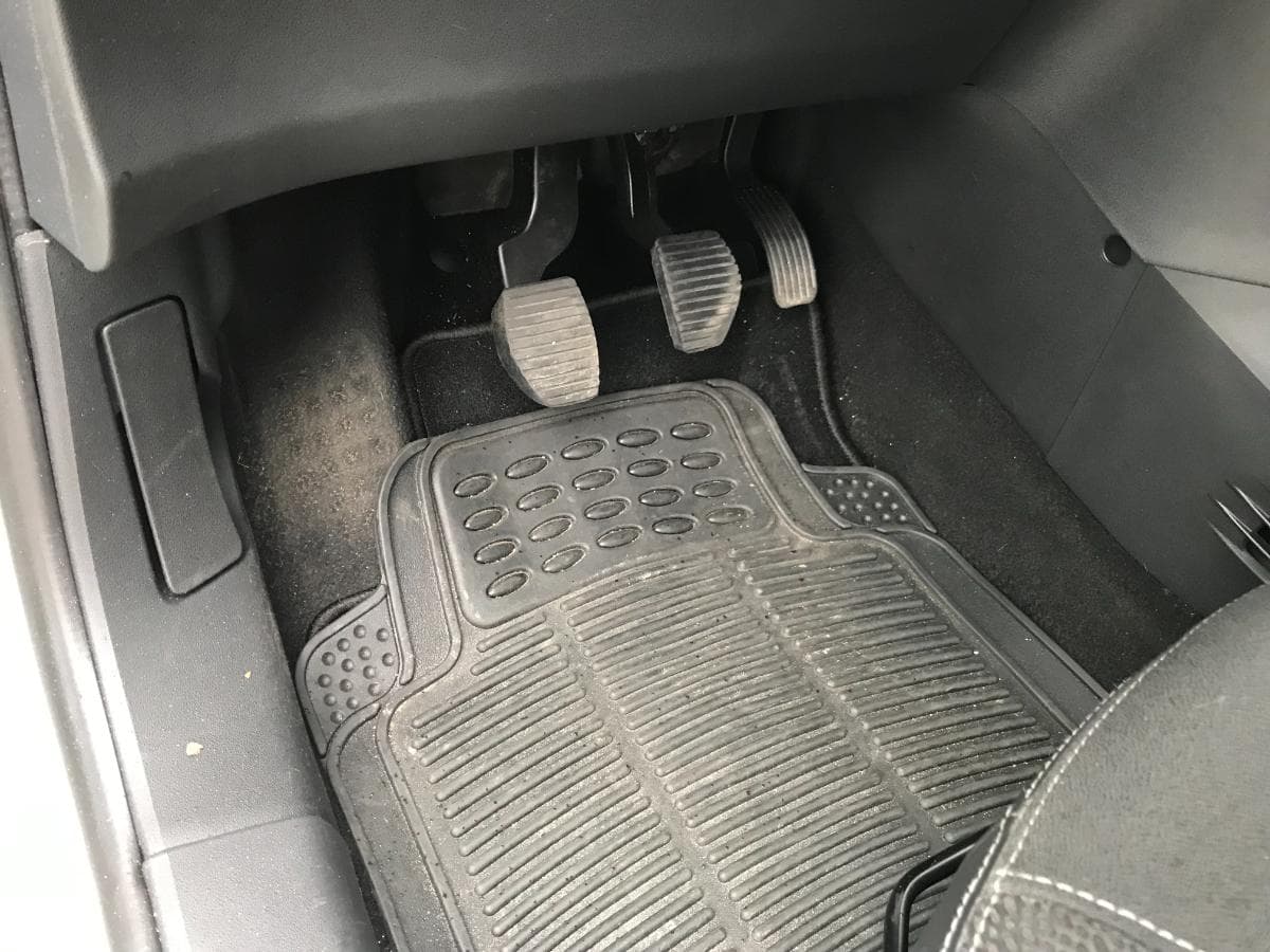 Citroën DS3 · Ano 2012 — imagem 19