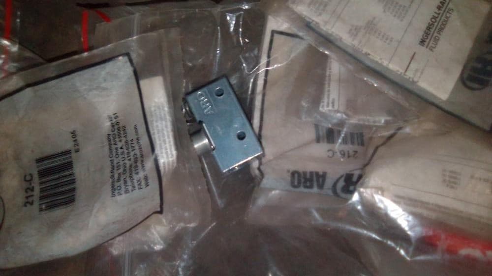 Piezas y Accesorios  ·