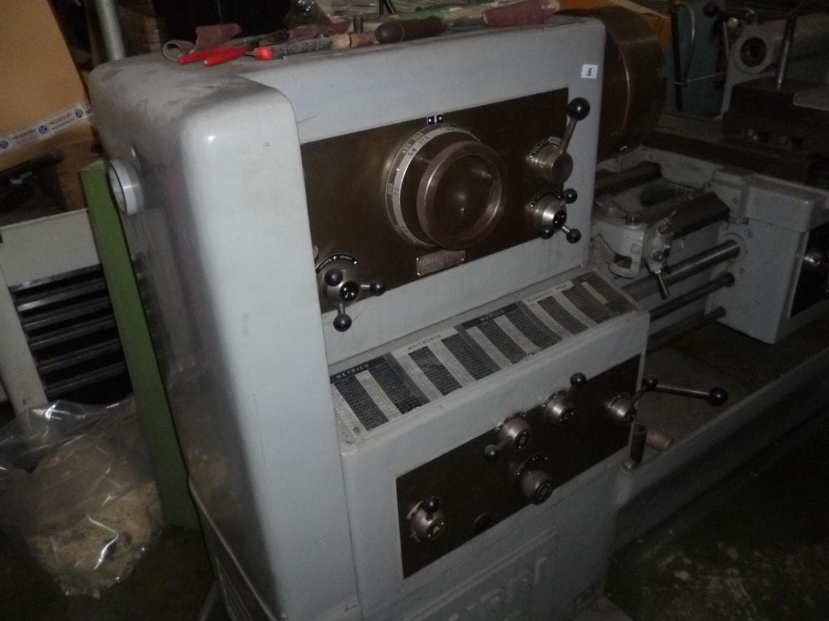 Máquina de furar de coluna + Serrote de disco + Torno mecânico + Esmeril — imagen 13