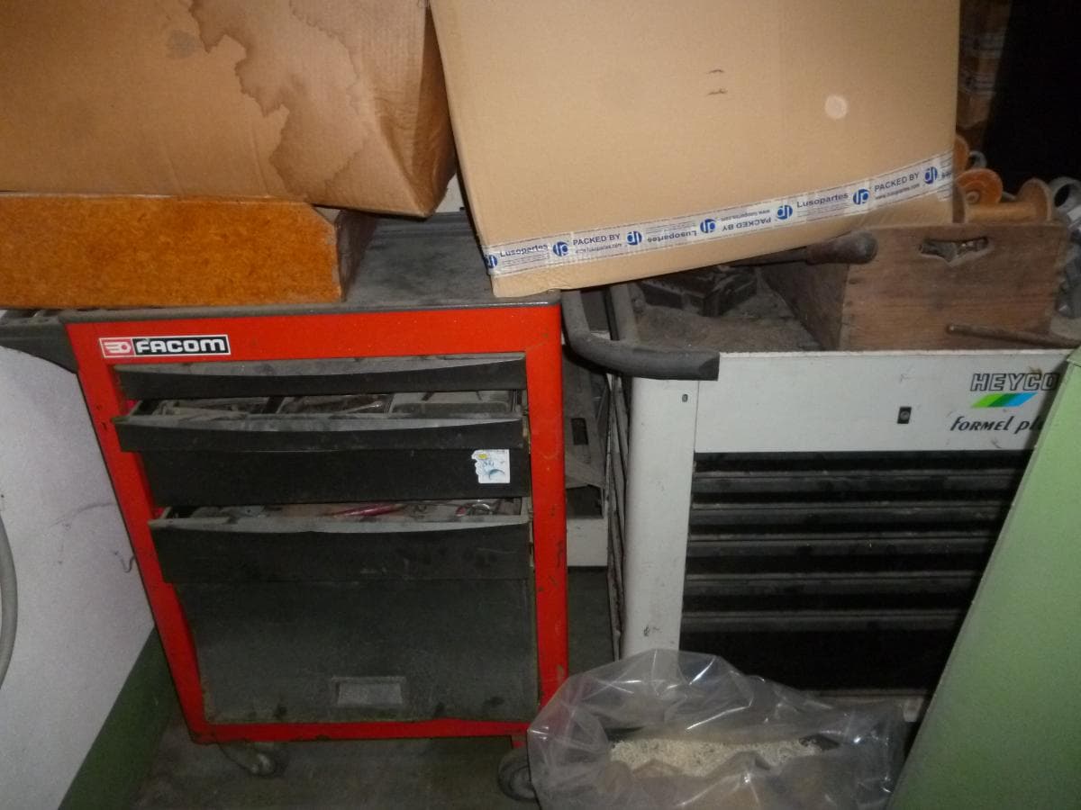 Equipamiento de Oficina + Varios — imagen 15