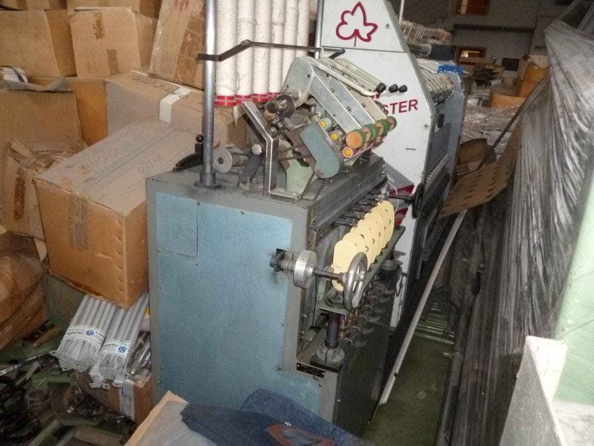 Equipamiento de Oficina + Varios — imagen 22