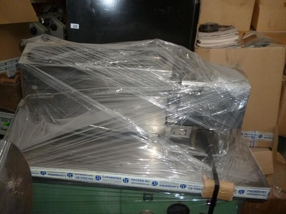 Equipamiento de Oficina + Varios — imagen 27