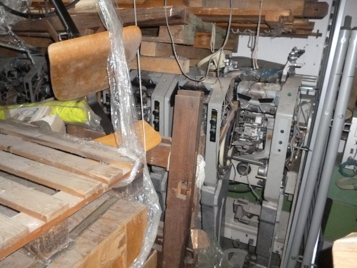 Equipamiento de Oficina + Varios — imagen 14