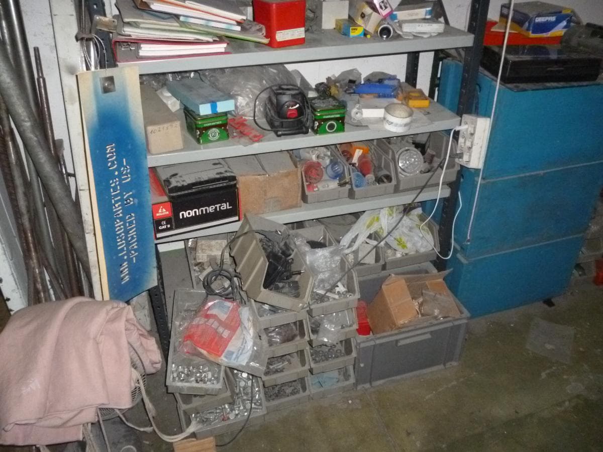 Equipamiento de Oficina + Varios — imagen 30
