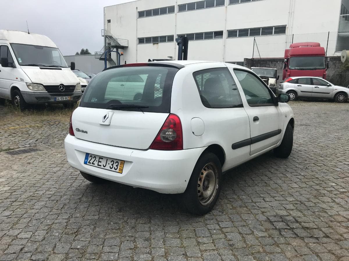 Renault Clio 1.5 DCI — image 6