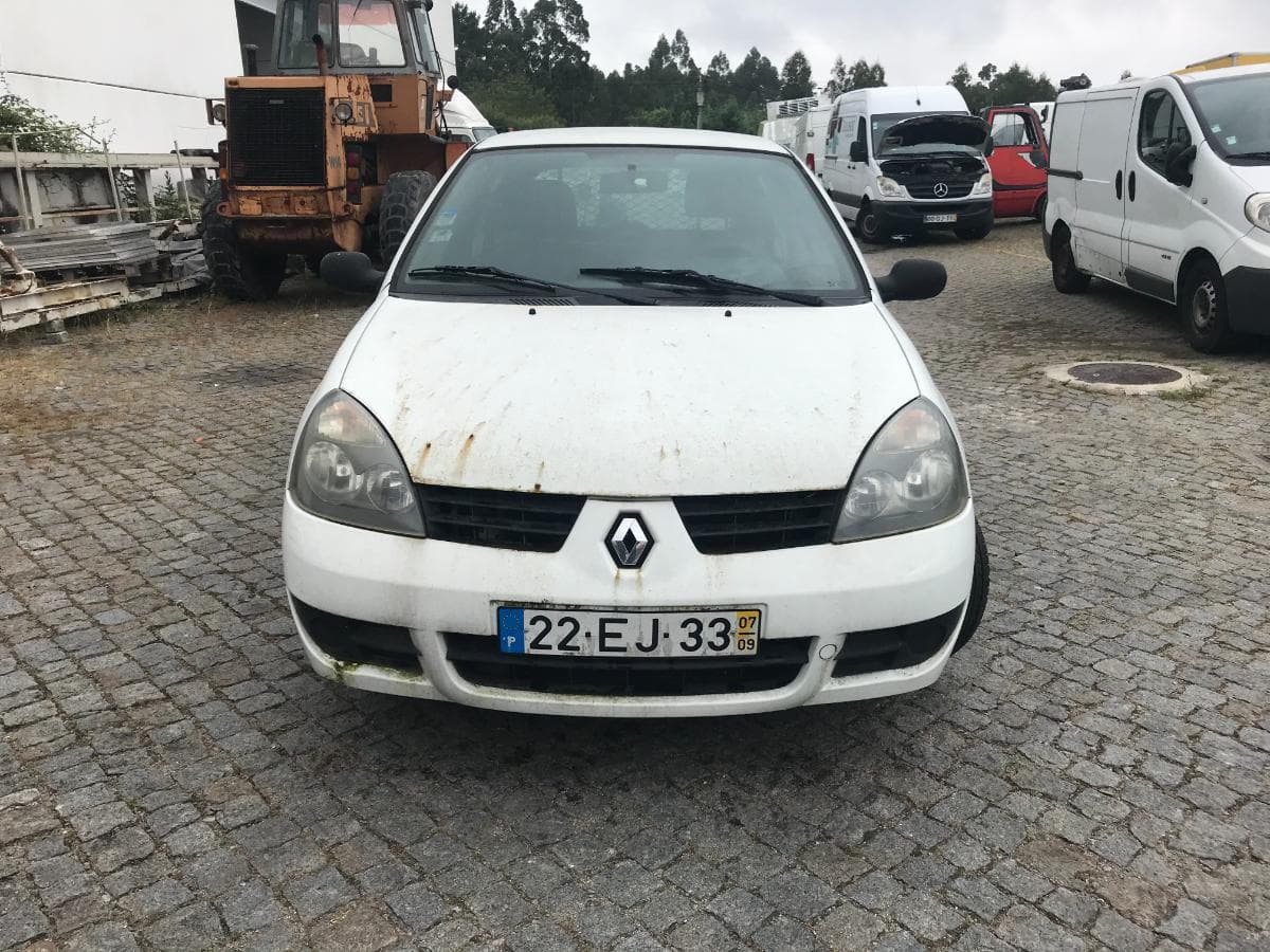Renault Clio 1.5 DCI — image 2