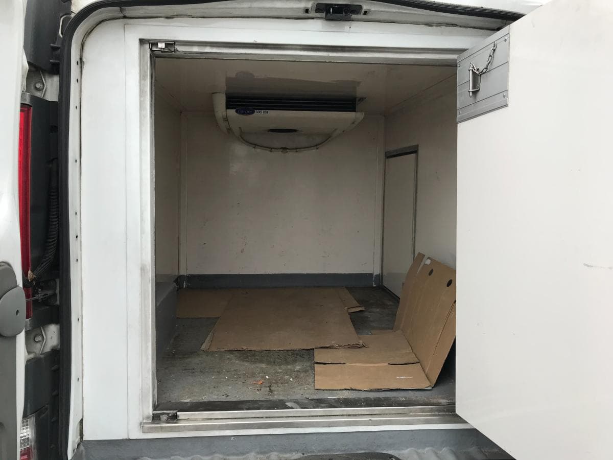 Renault Trafic 2.0 DCI — image 14