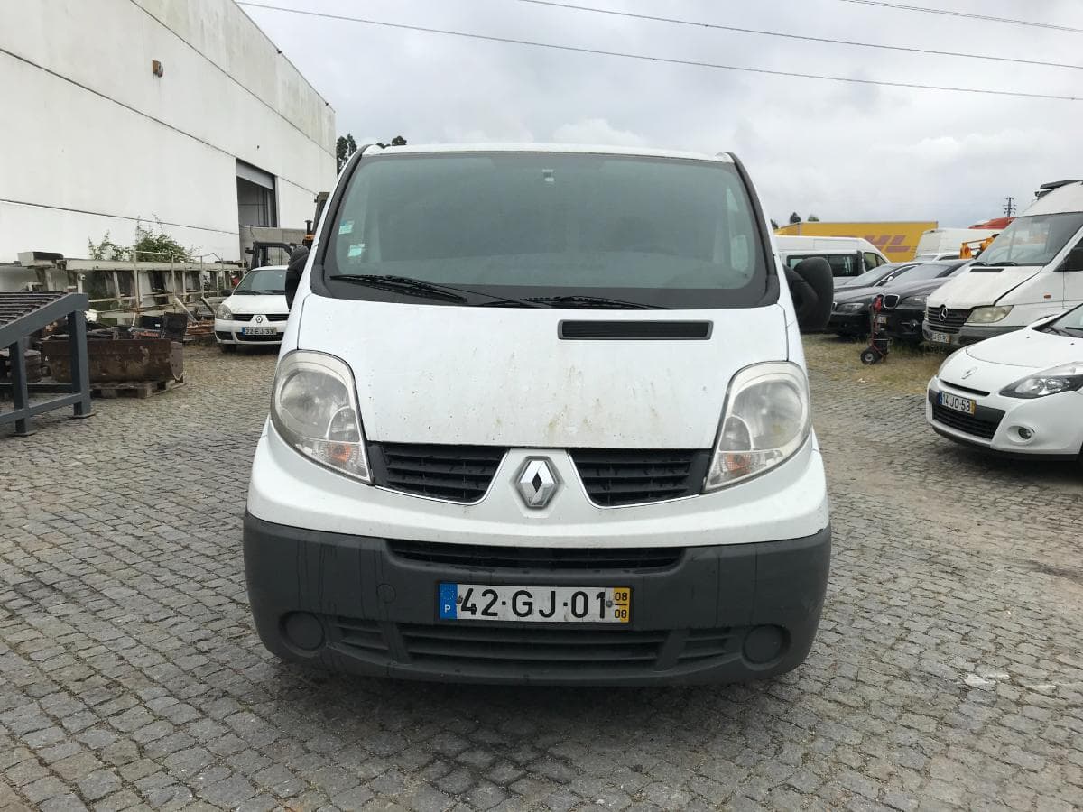Renault Trafic 2.0 DCI — image 2