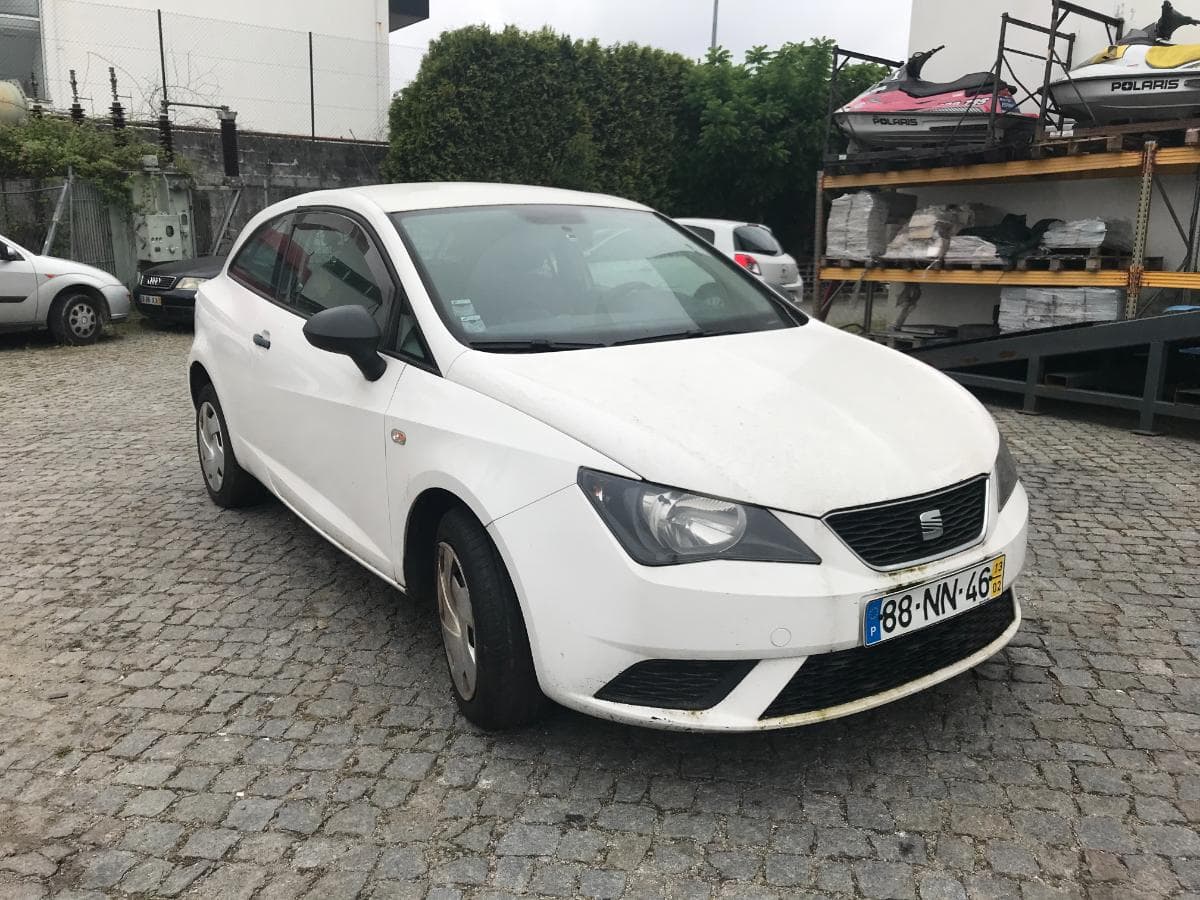 Seat Ibiza 1.6 TDI · Paredes — image 1