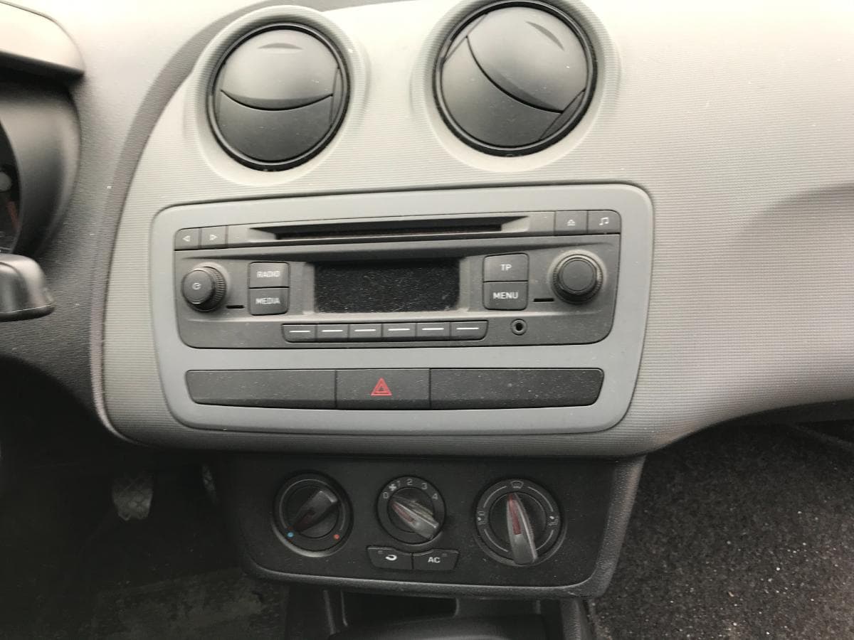 Seat Ibiza 1.6 TDI · Paredes — image 14