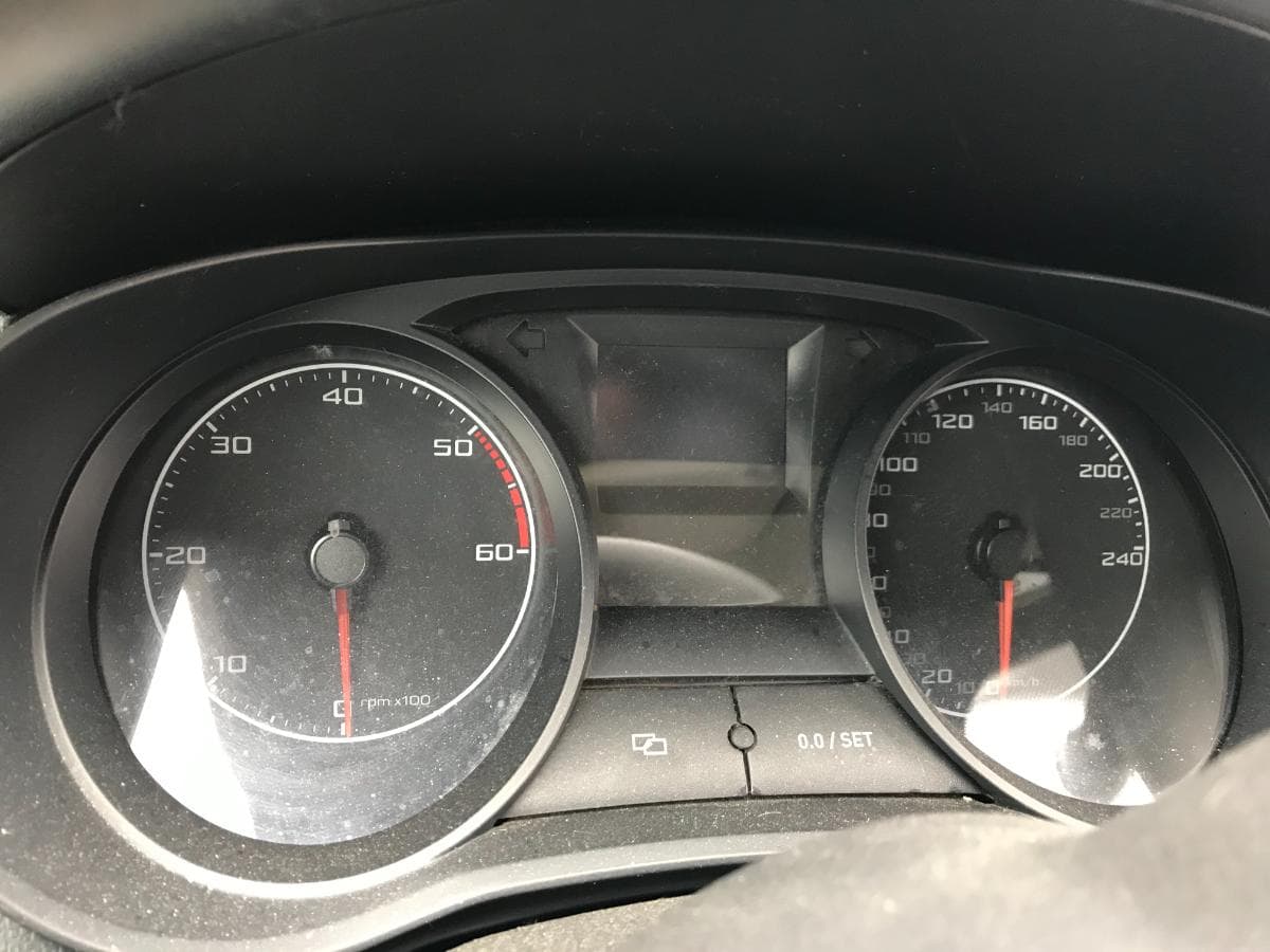 Seat Ibiza 1.6 TDI · Paredes — image 18