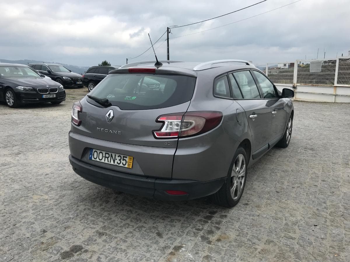Renault Mégane 1.5 DCI · Ano 2011 — imagem 4