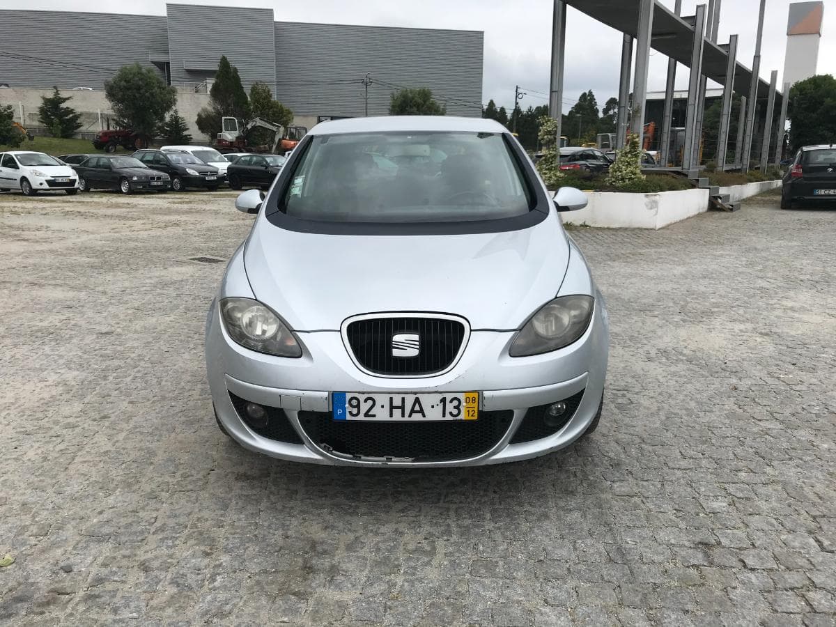 Seat Altea 1.9 TDI · Ano 2008 — image 2