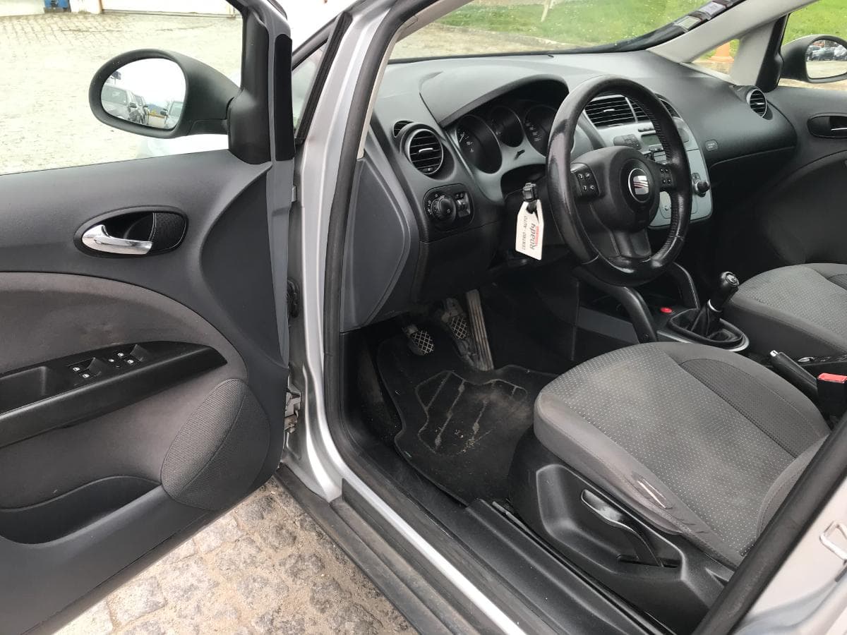 Seat Altea 1.9 TDI · Ano 2008 — image 14