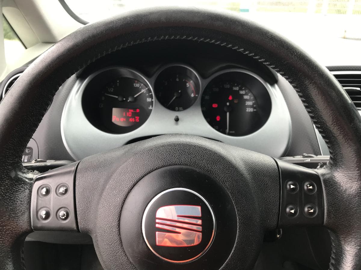 Seat Altea 1.9 TDI · Ano 2008 — image 16