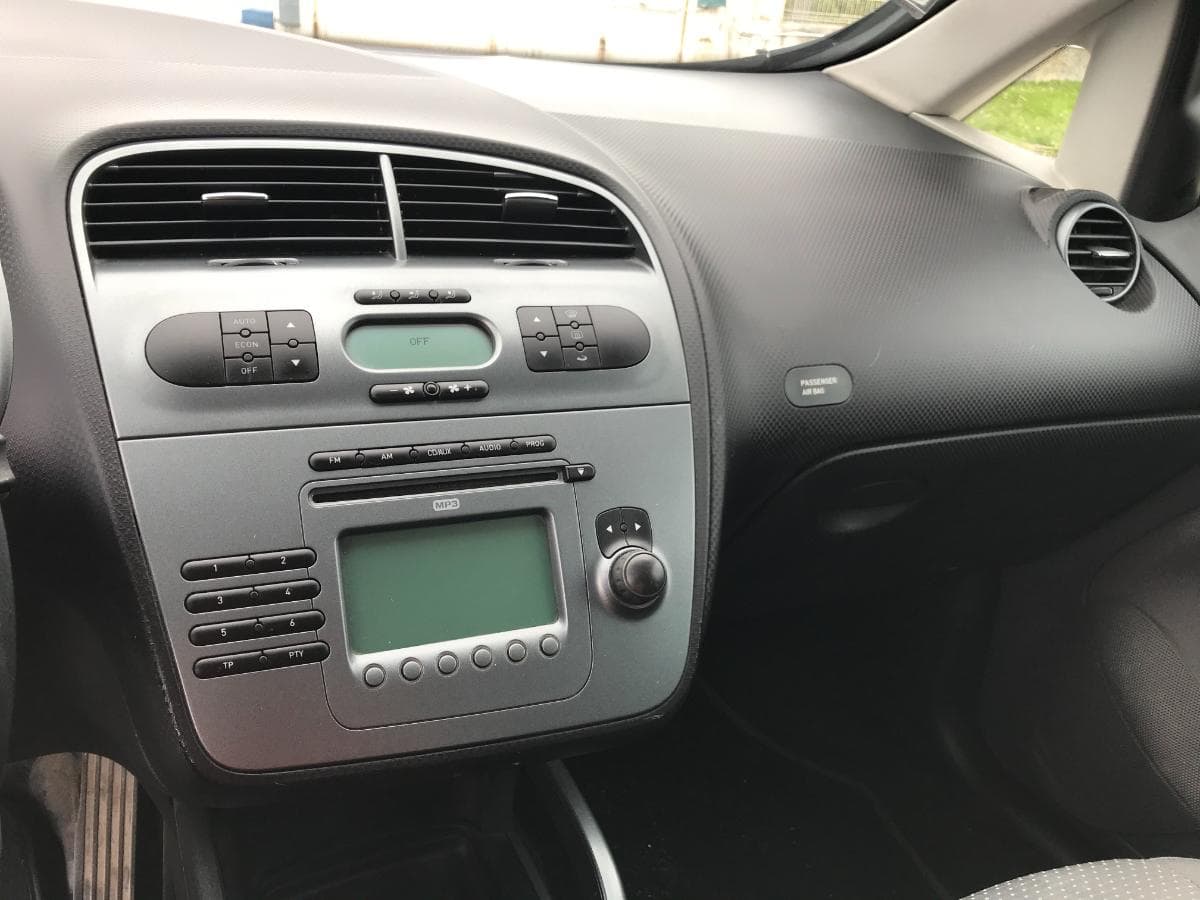 Seat Altea 1.9 TDI · Ano 2008 — image 18