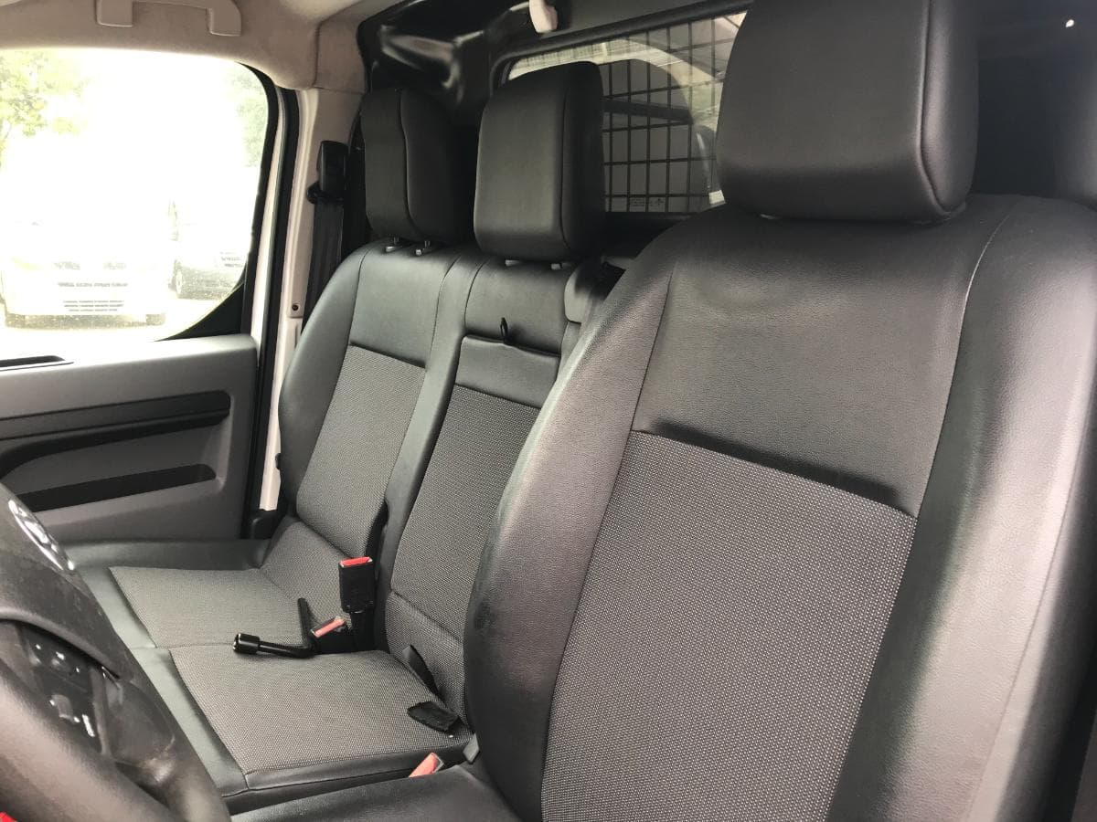 Toyota Proace 2.0D · Ano 2018 — image 14