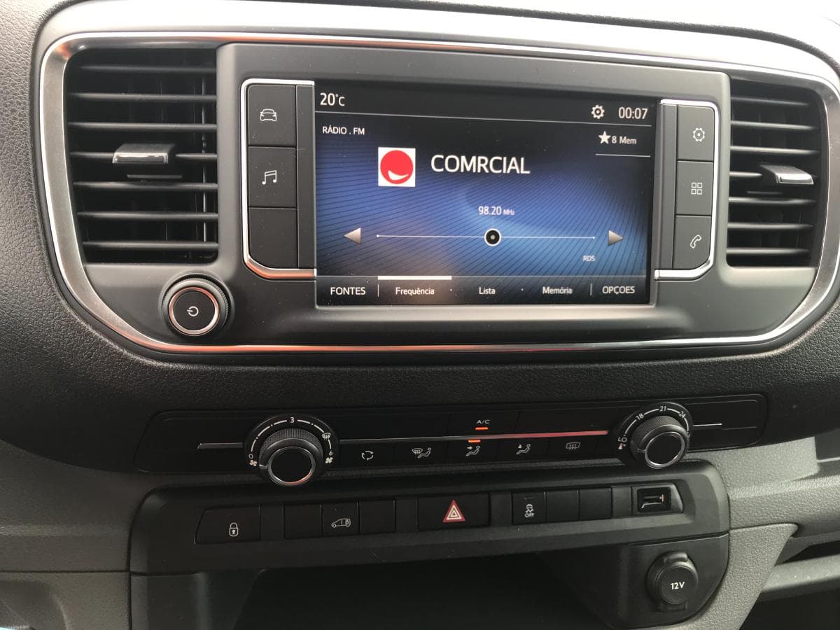 Toyota Proace 2.0D · Ano 2018 — image 16