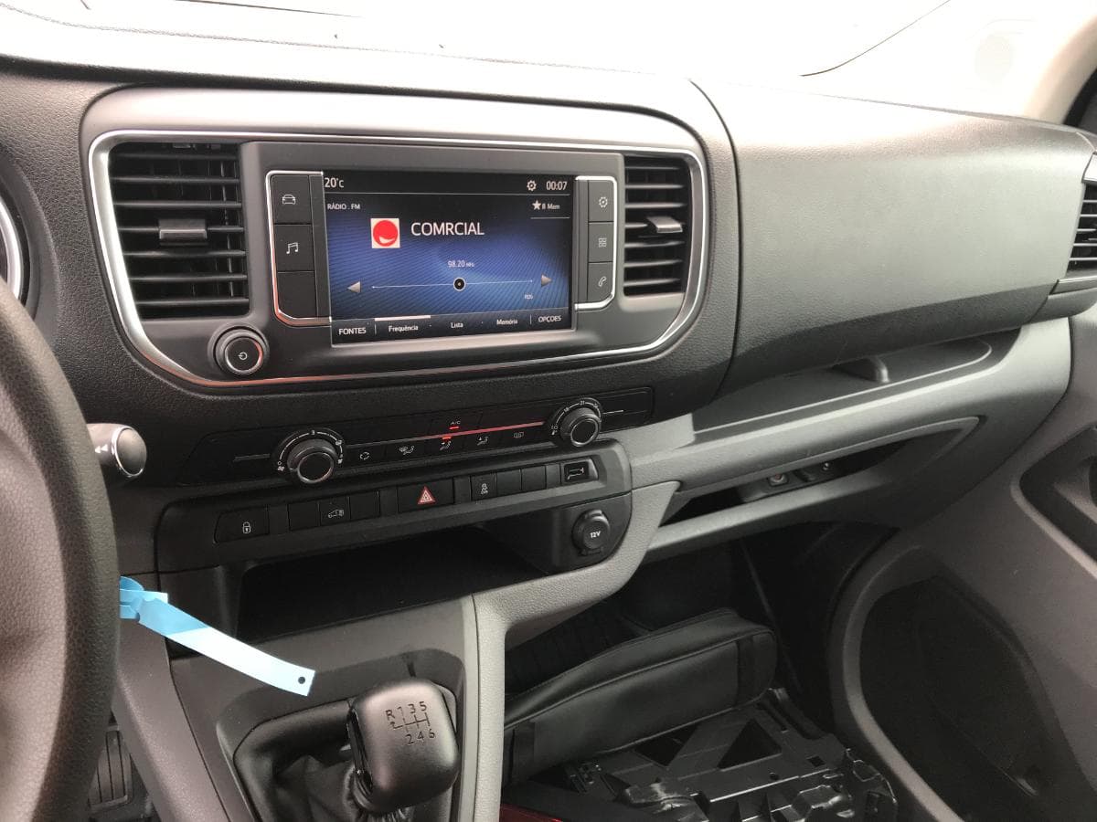 Toyota Proace 2.0D · Ano 2018 — image 21