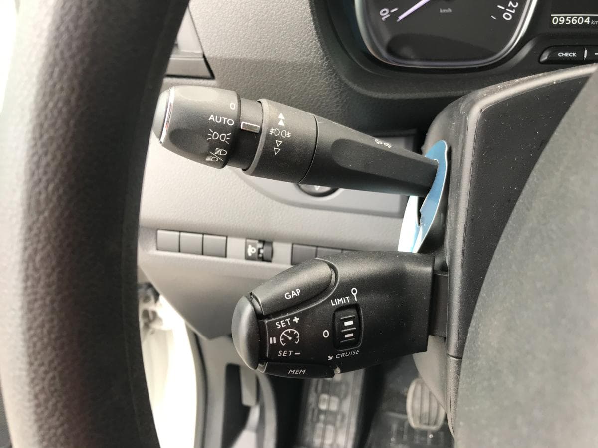Toyota Proace 2.0D · Ano 2018 — image 23