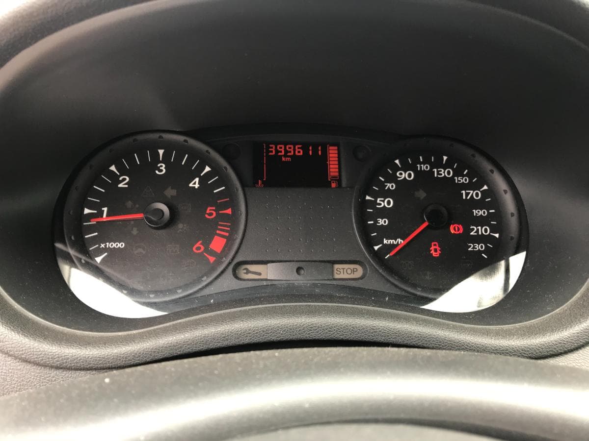 Renault Clio 1.5 DCI · Ano 2011 — imagem 15