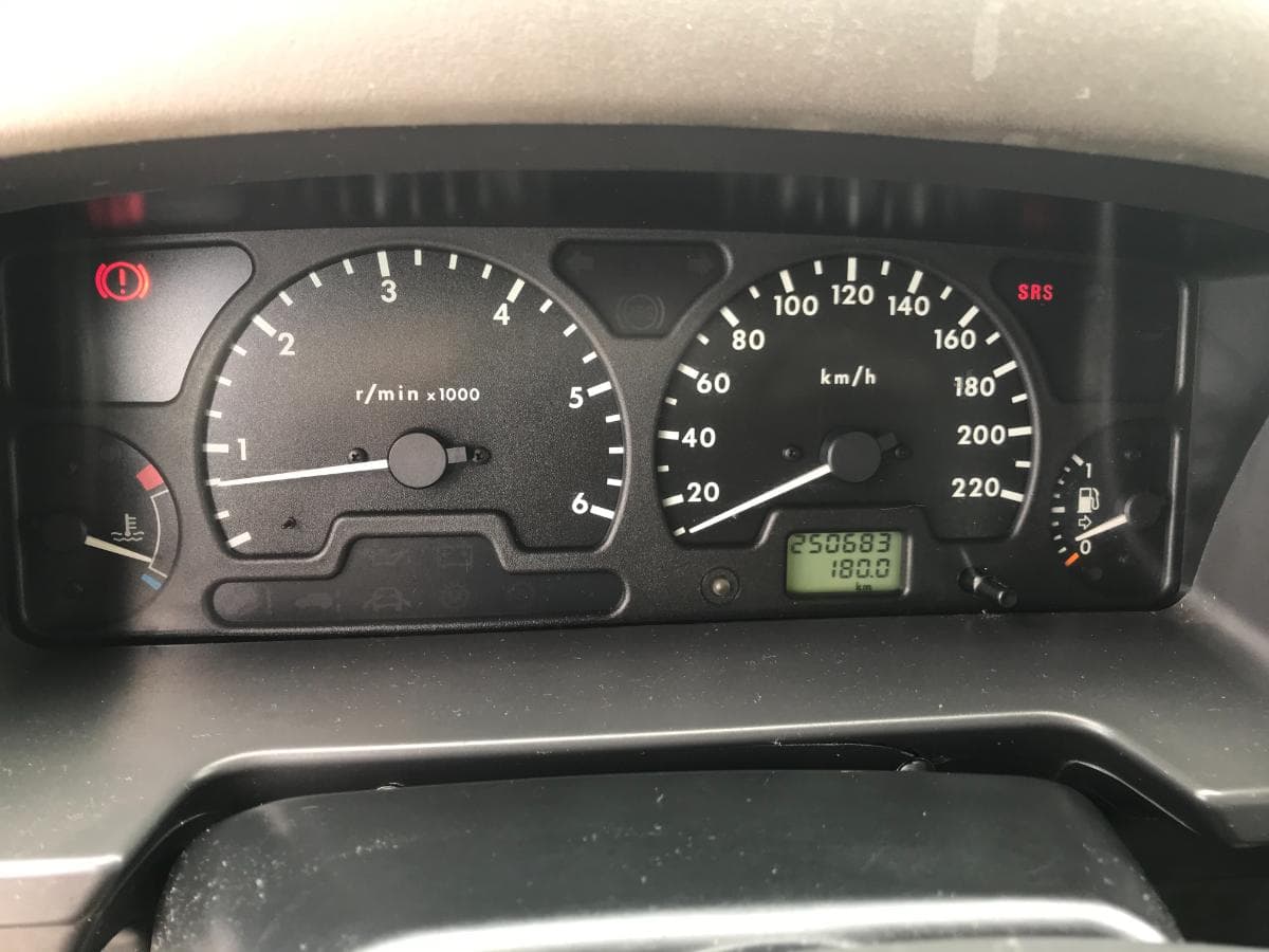 Land Rover Discovery 2.5TD · Ano 2000 — image 15