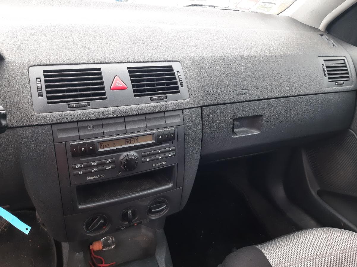 Skoda Fabia 1.2 · Ano 2004 — imagem 21