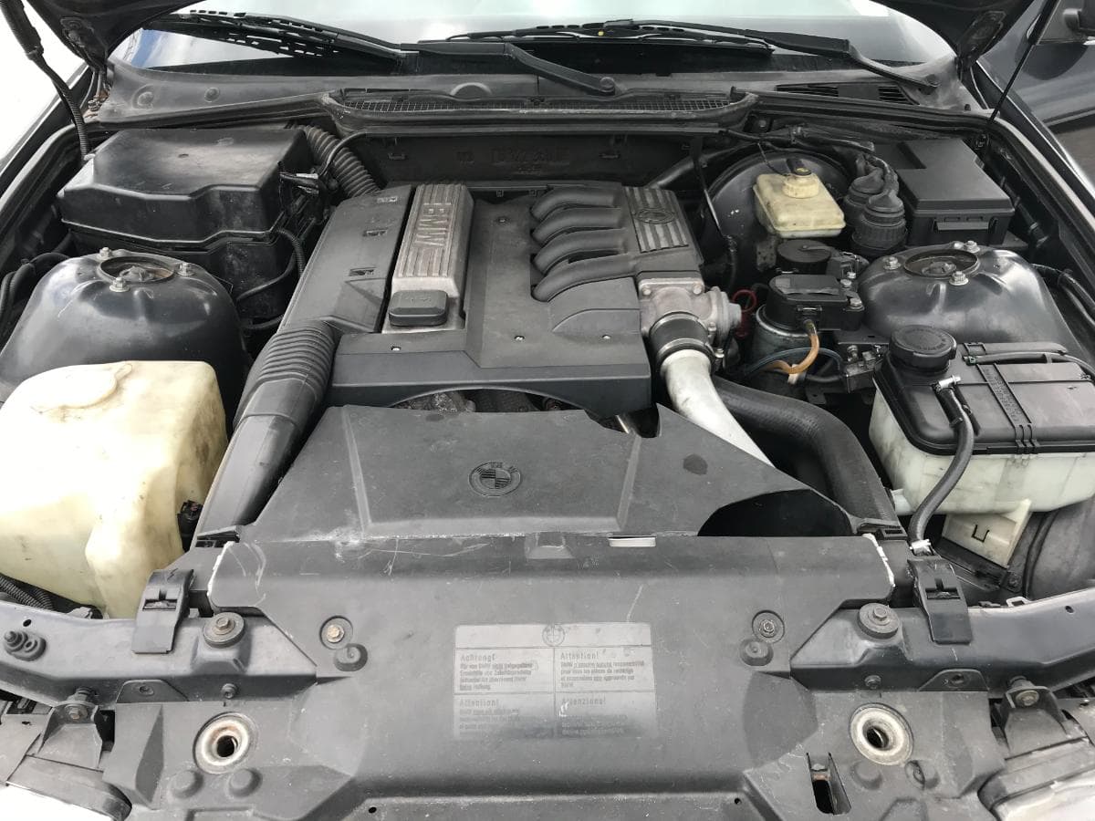 BMW 318D Touring · Ano 1998 — imagem 11