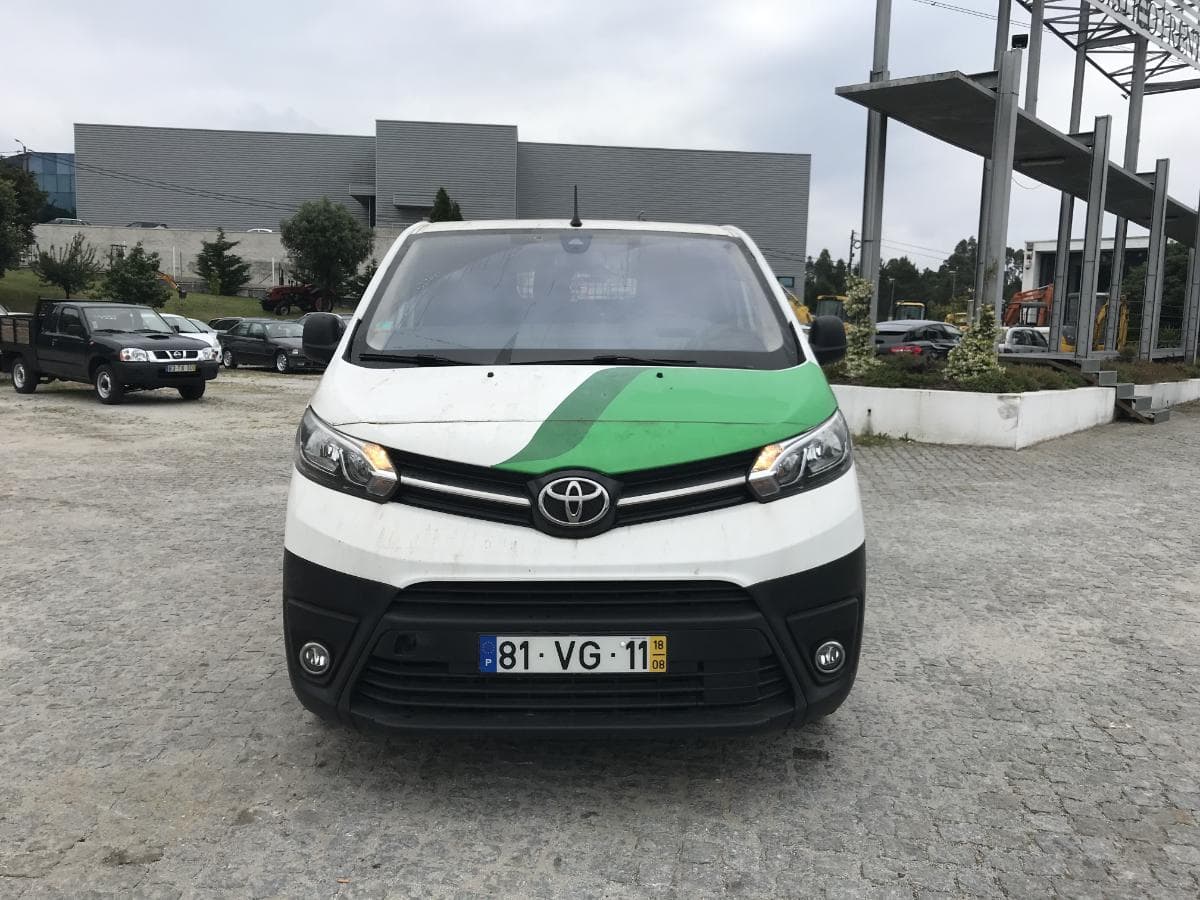Toyota Proace 2.0D · Ano 2018 — image 2