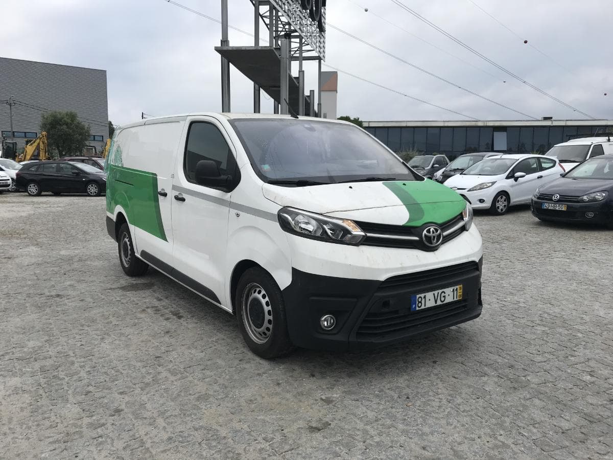 Toyota Proace 2.0D · Ano 2018