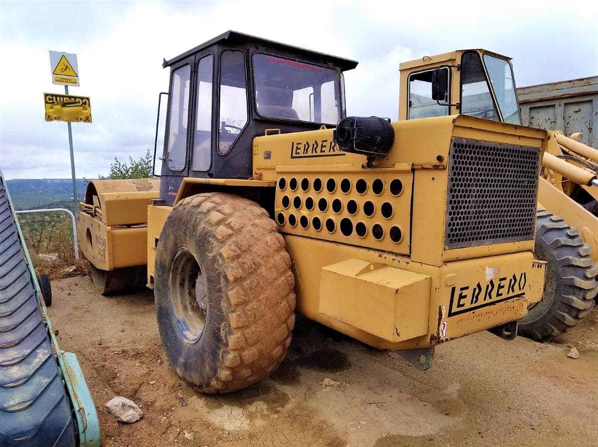 Cilindro compactador — imagem 1