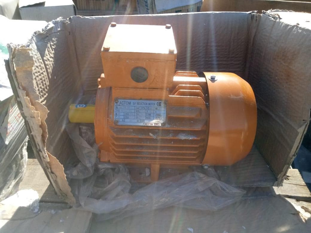 Engine · — image 1