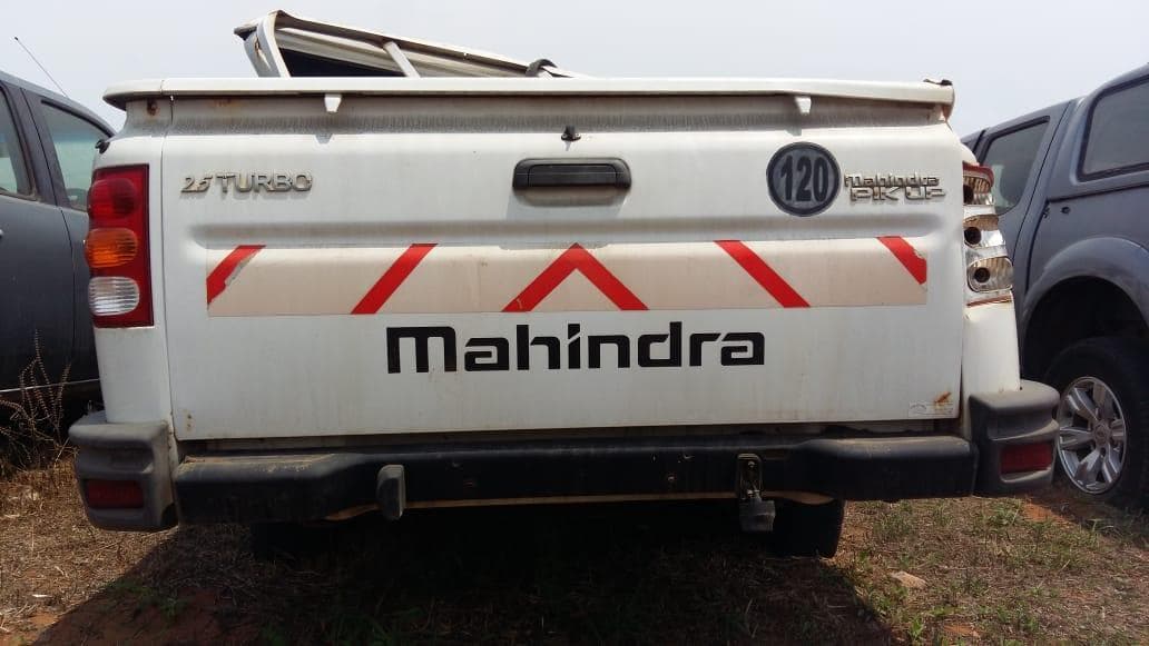 Mahindra Scorpion · — imagem 4