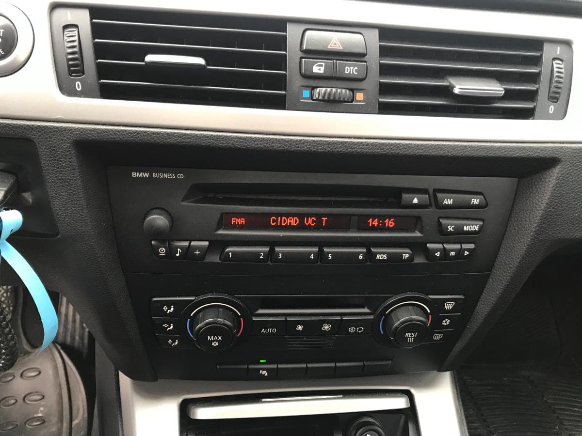 BMW 320 D · Ano 2005 — imagem 23