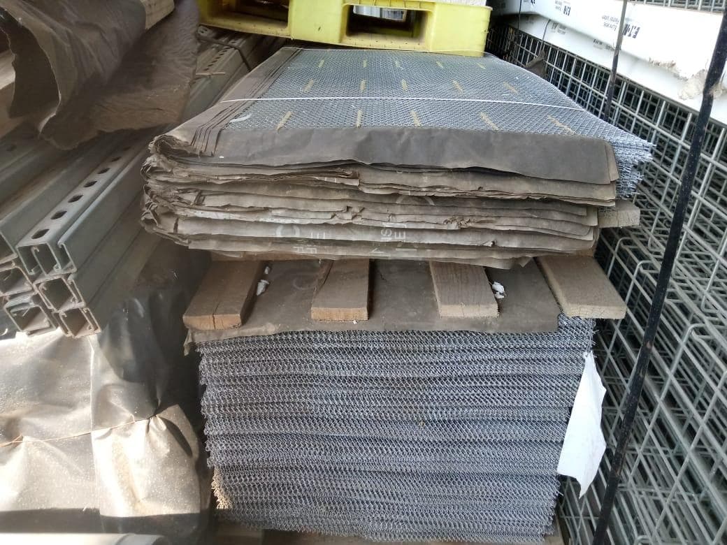 Redes metálicas para construção de 27x97 3,4 LBS	 ·