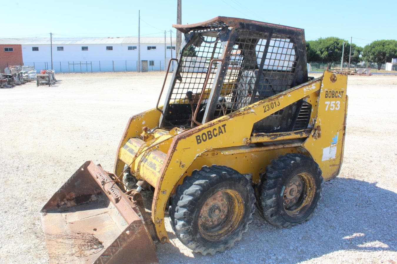 Mini-pá carregadora BOBCAT — imagem 7