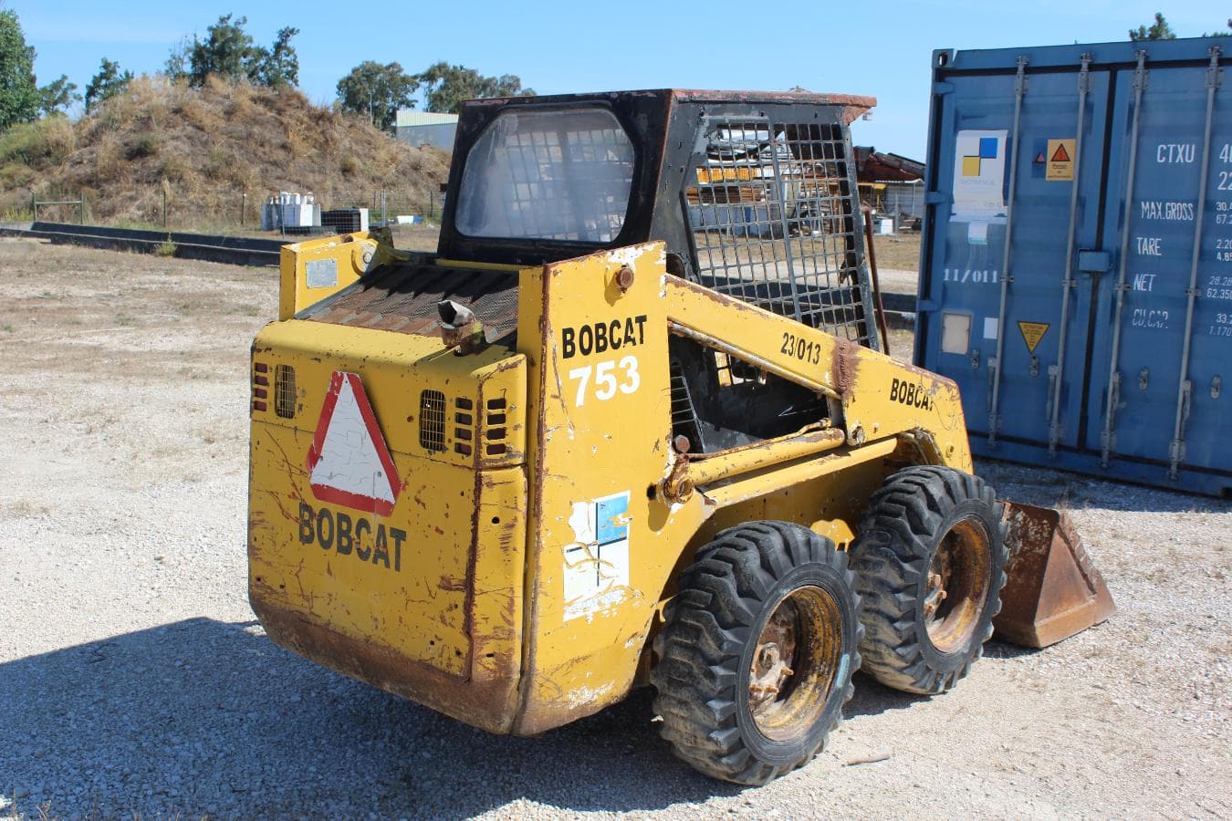 Mini-pá carregadora BOBCAT — imagem 9