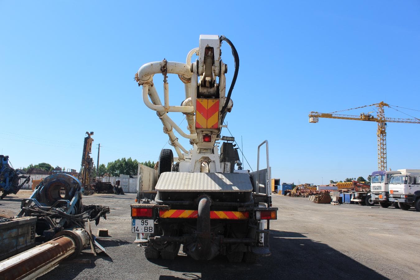Autobomba p/ Betão - Lança 28M — image 12