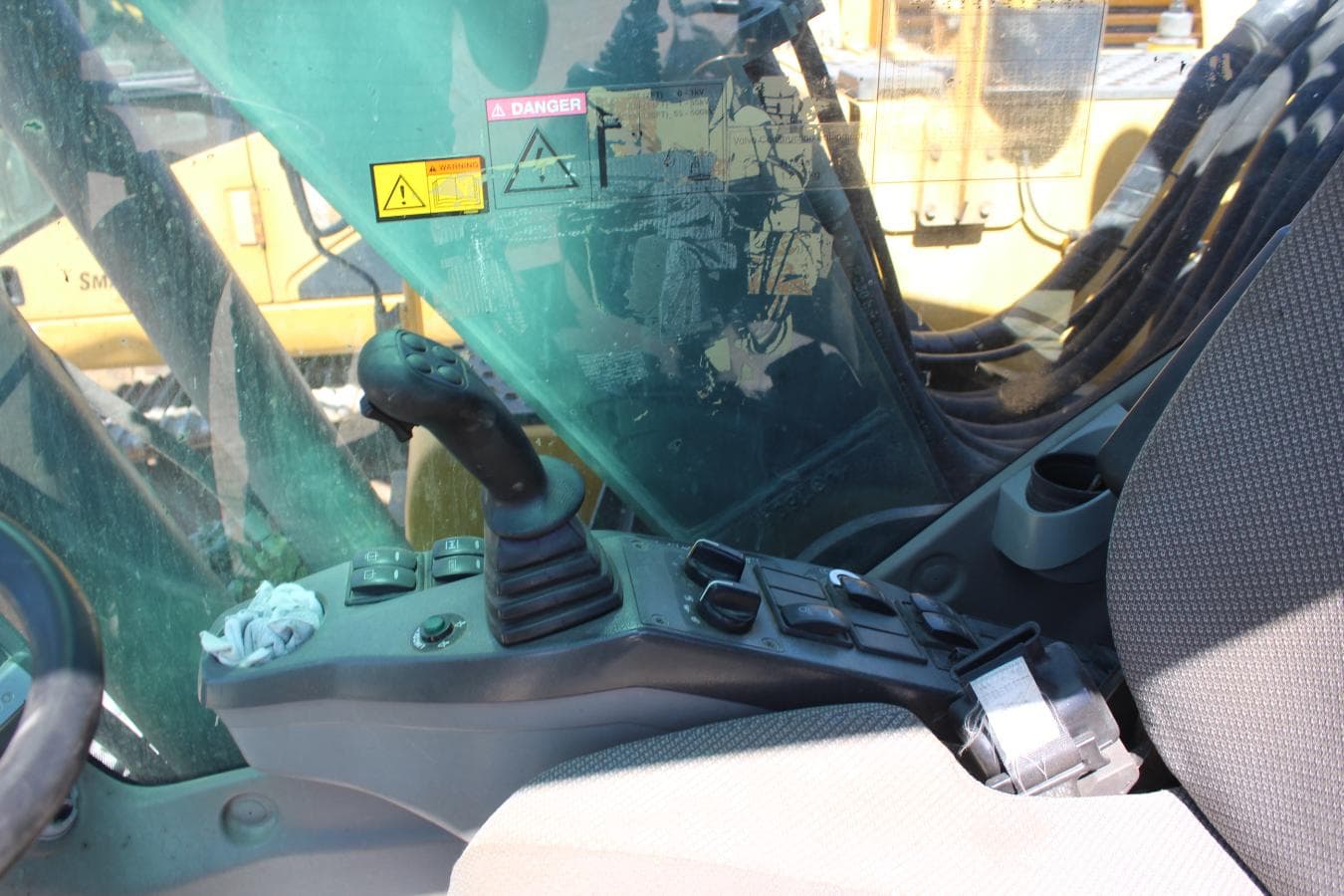 Escav. de rodas 20T - VOLVO — imagem 18