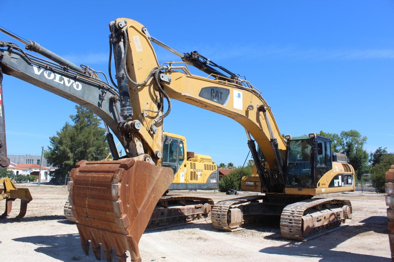 Escav. de rastos 35T - CATERPILLAR — imagem 10