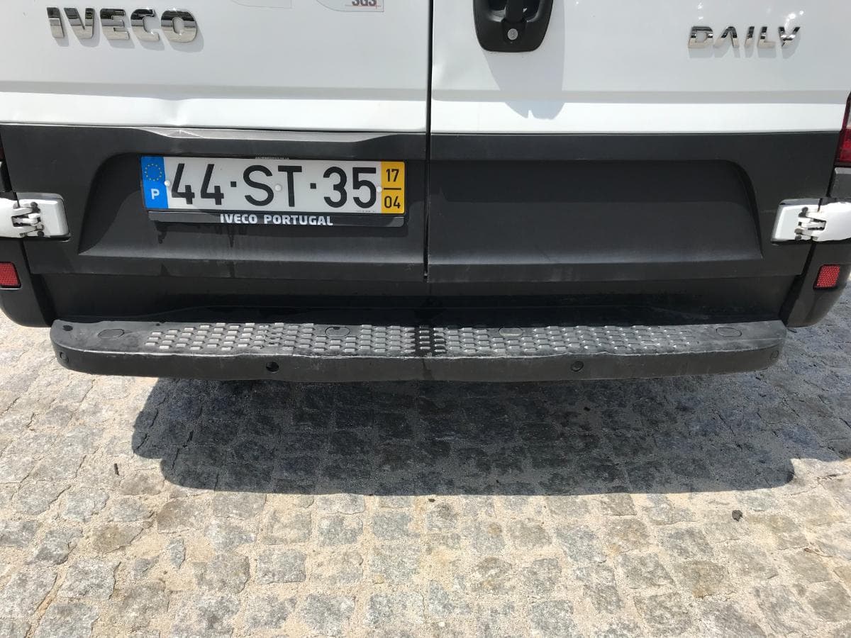 Iveco Daily 35.140 · Ano 2017 — imagem 8