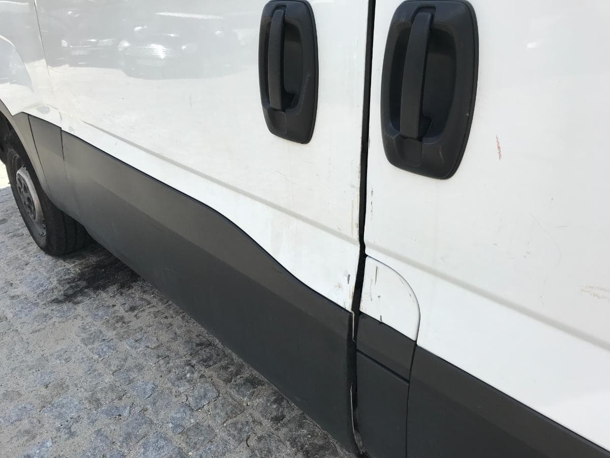 Iveco Daily 35.140 · Ano 2017 — imagem 15
