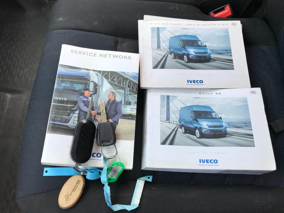Iveco Daily 35.140 · Ano 2017 — imagem 28