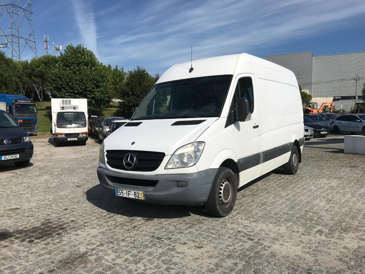 Mercedes-Benz Sprinter 316CDI· Ano 2009 — imagem 3